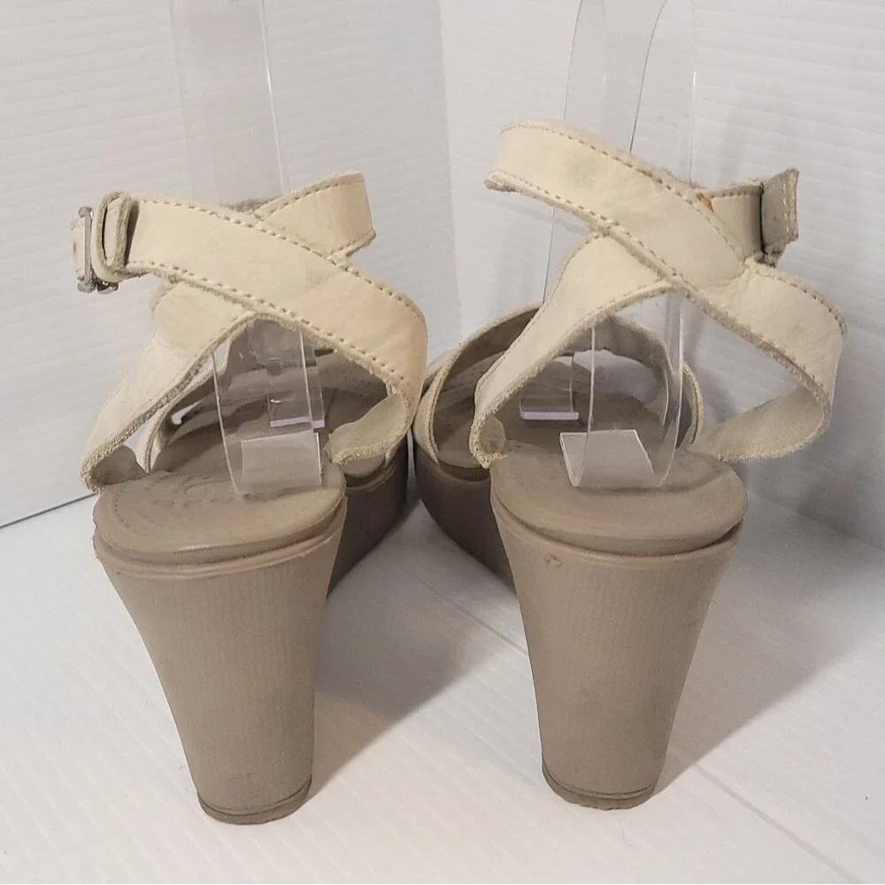 Crocs Women's Leigh II Cross-Strap Ankle Wedges Sandal, Oatmeal/Mushroom Size 10